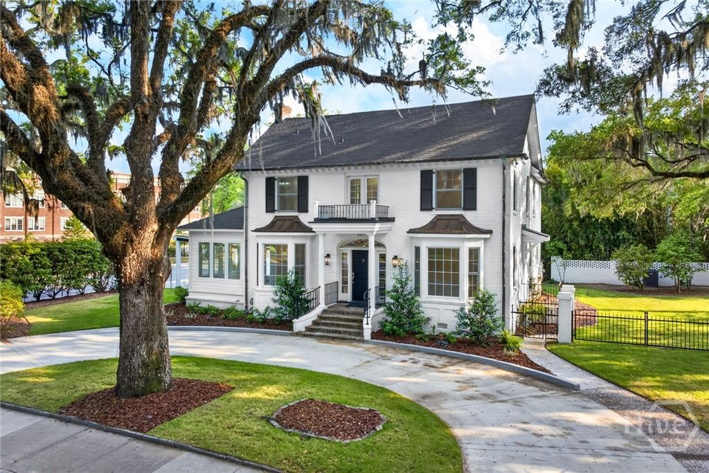 Photo of 405 Washington Avenue, Savannah, GA 31405 (MLS # SA353239)