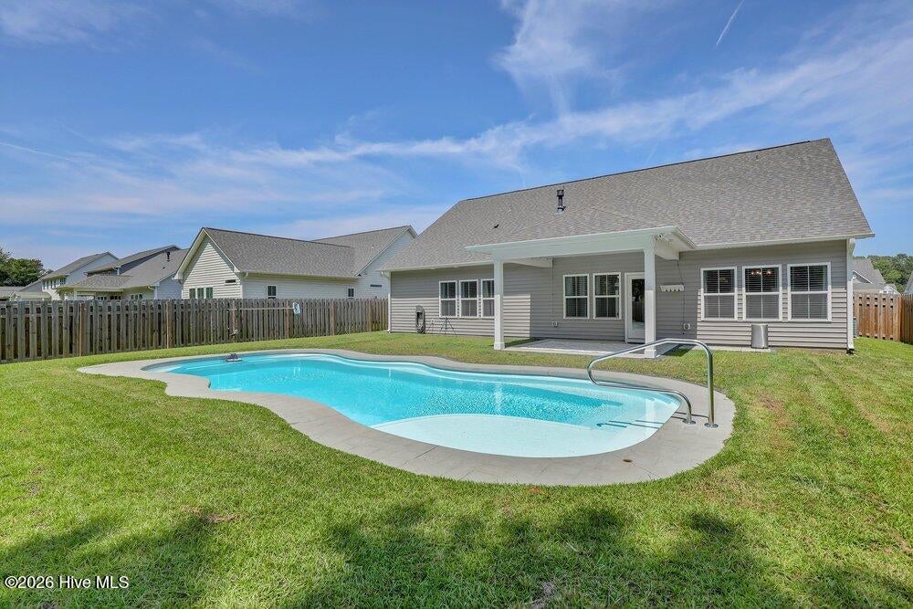 262 W Weatherbee Way