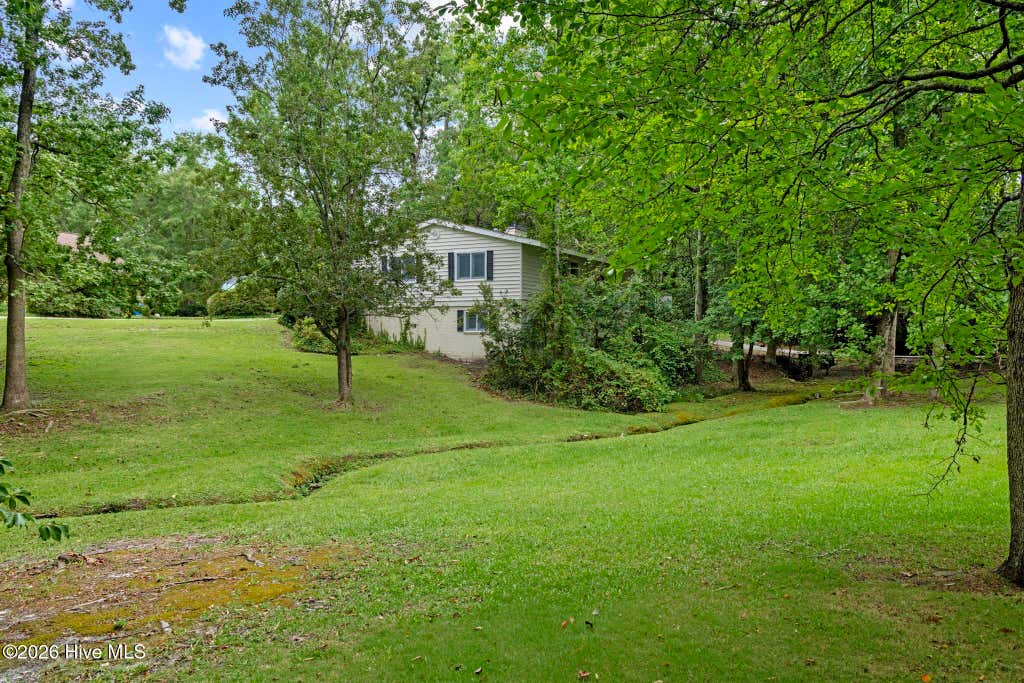 Photo of 402 Country Club Drive, Jacksonville, NC 28546 (MLS # 100594706)