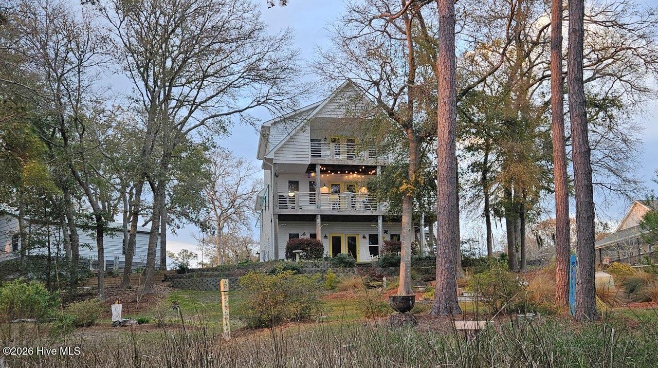 103 SE 27th Street