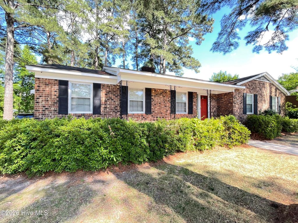 Photo of 1501 Brownlea Drive, Greenville, NC 27858 (MLS # 100573620)