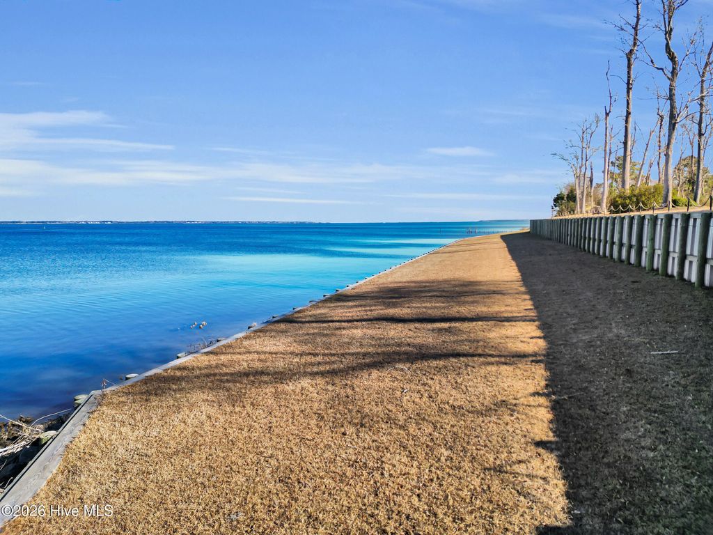 Photo of 3 Nicklaus Drive, New Bern, NC 28560 (MLS # 100550189)