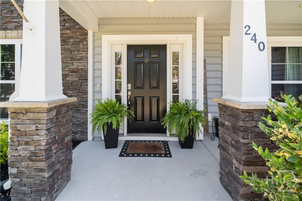 Photo of 240 Kingswood Drive, Richmond Hill, GA 31324 (MLS # SA353733)