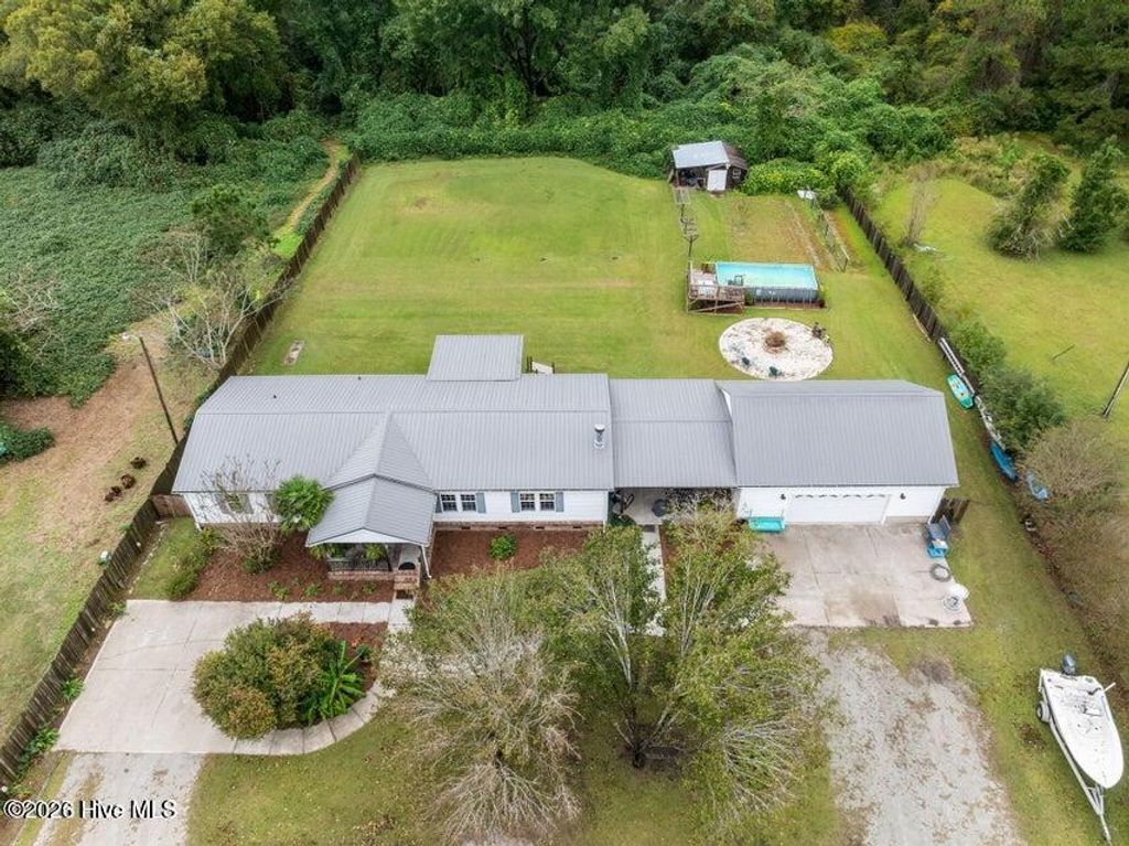 Photo of 233 Belgrade Swansboro Road, Stella, NC 28582 (MLS # 100567901)