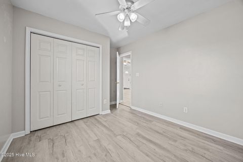 Tiny photo for 100 Foxtrail Drive, Hubert, NC 28539 (MLS # 100546397)