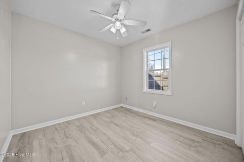 Tiny photo for 100 Foxtrail Drive, Hubert, NC 28539 (MLS # 100546397)