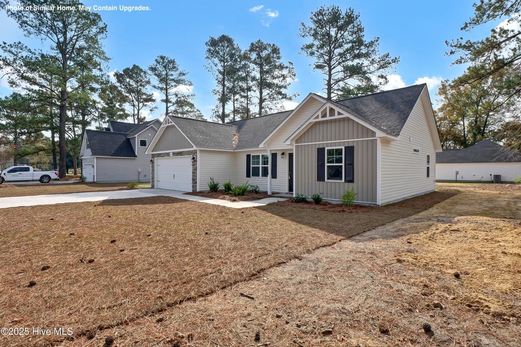 Photo of 201 Megans Field Place #66, Richlands, NC 28574 (MLS # 100542873)