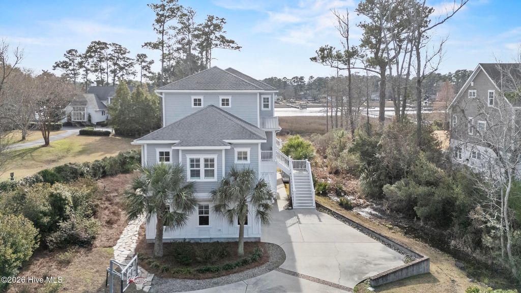 Photo of 2525 Royal Palm Lane, Wilmington, NC 28409 (MLS # 100549374)