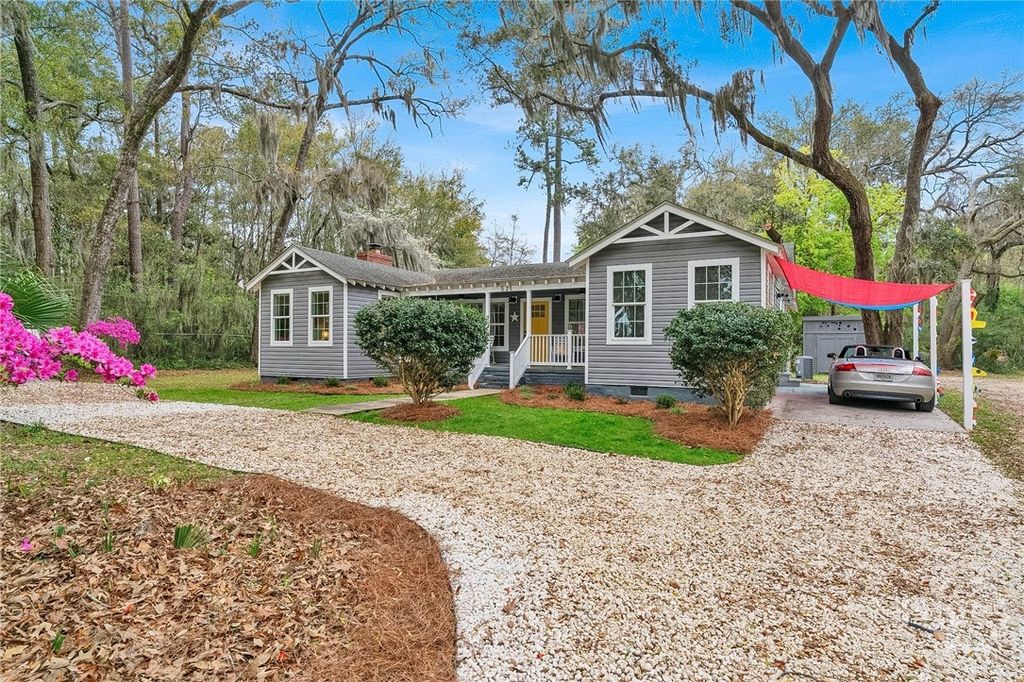 Photo of 521 Rose Dhu Road, Savannah, GA 31419 (MLS # SA352040)