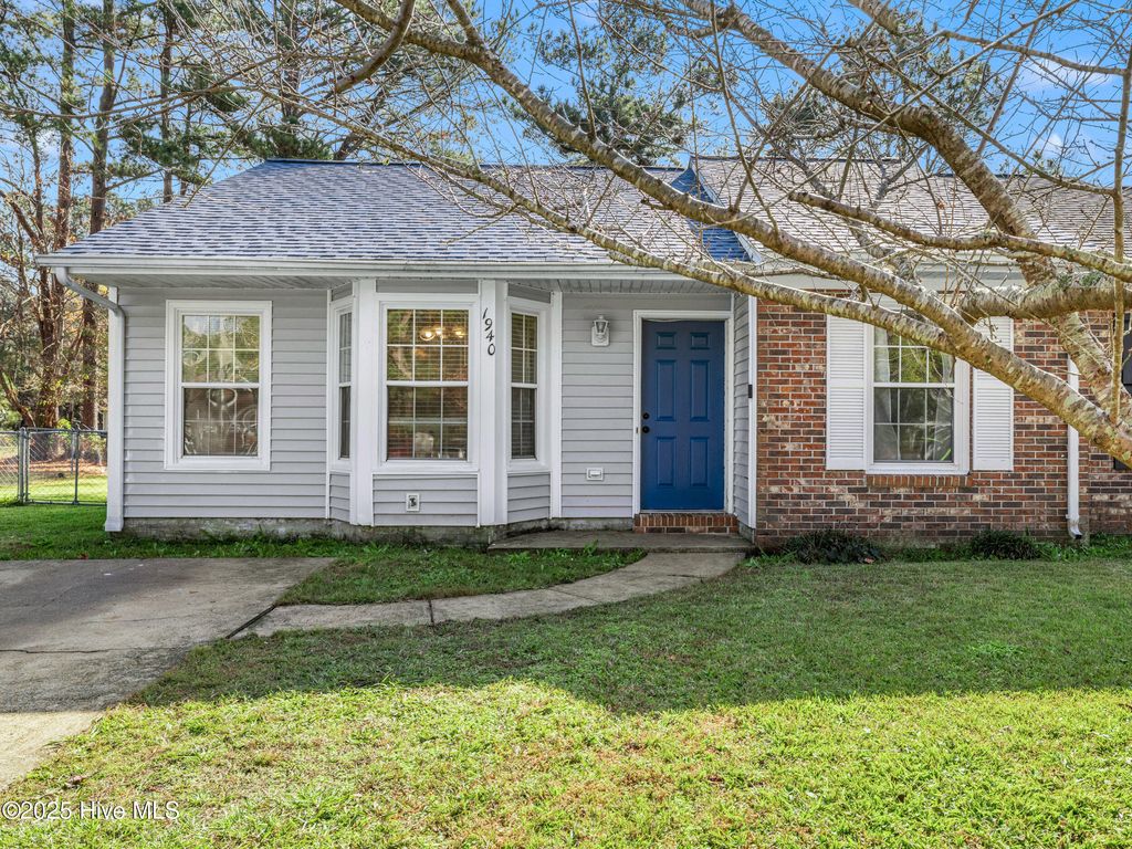 Photo of 1940 Heather Loop Loop, Midway Park, NC 28544 (MLS # 100543710)