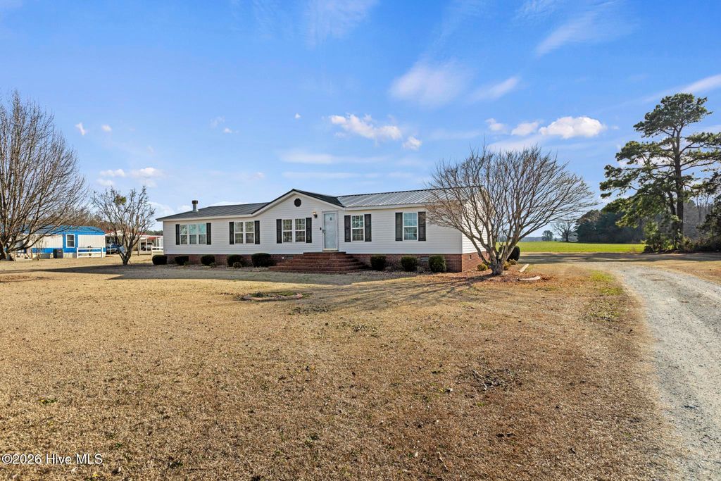 Photo of 2049 Us-70, Kinston, NC 28501 (MLS # 100555743)