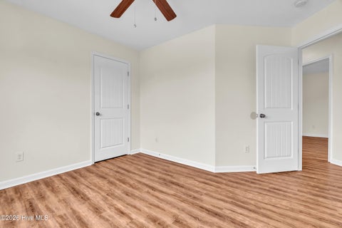 Tiny photo for 205 Crockett Ridge Court E, Richlands, NC 28574 (MLS # 100591049)