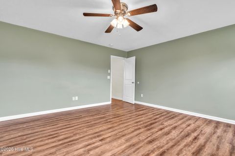 Tiny photo for 205 Crockett Ridge Court E, Richlands, NC 28574 (MLS # 100591049)