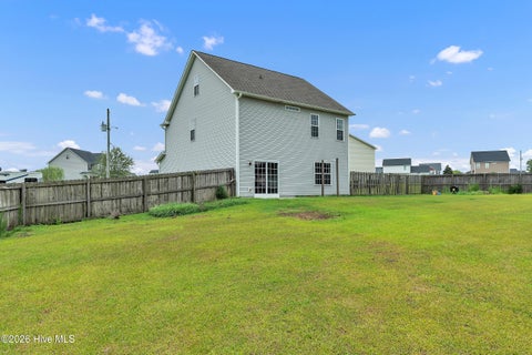 Tiny photo for 205 Crockett Ridge Court E, Richlands, NC 28574 (MLS # 100591049)