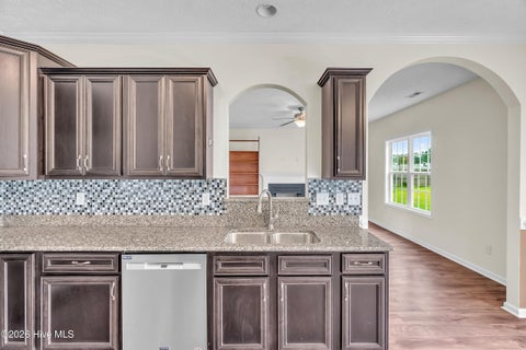 Tiny photo for 205 Crockett Ridge Court E, Richlands, NC 28574 (MLS # 100591049)