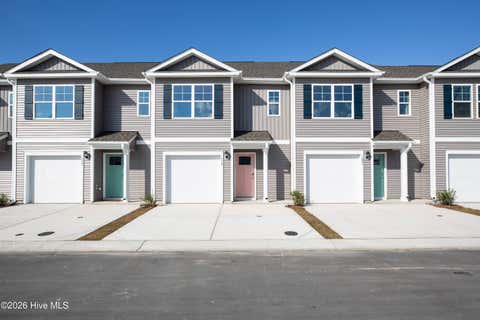 Townhouse For Sale - 38 Cashmere Court #UNIT  6<br/> Wilmington, NC 28411