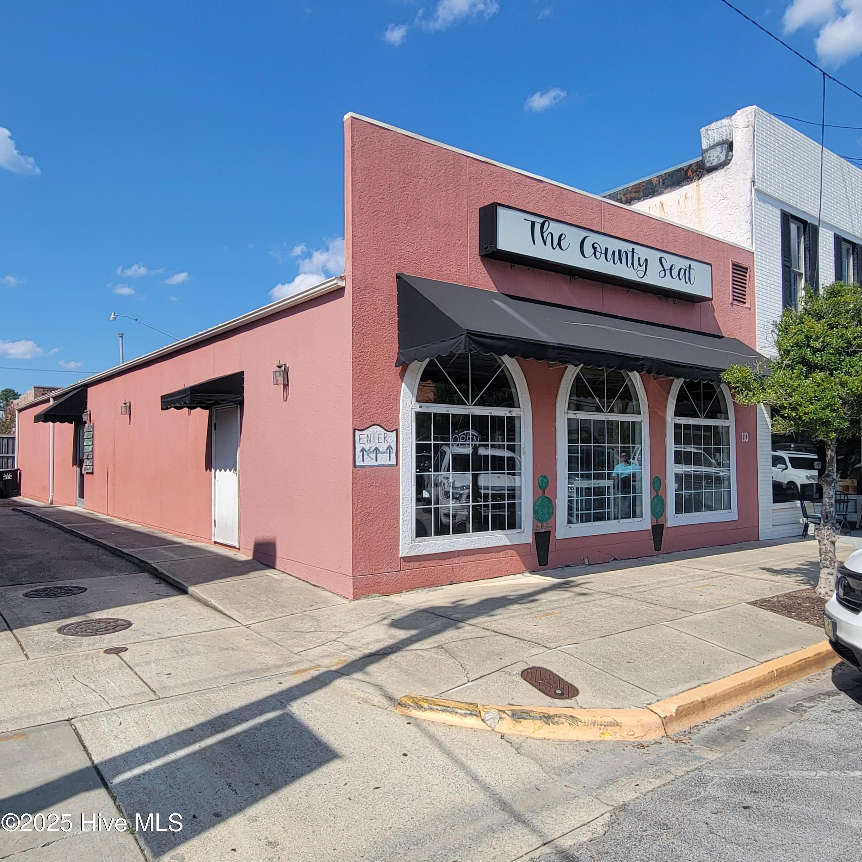 110 W Fremont Street