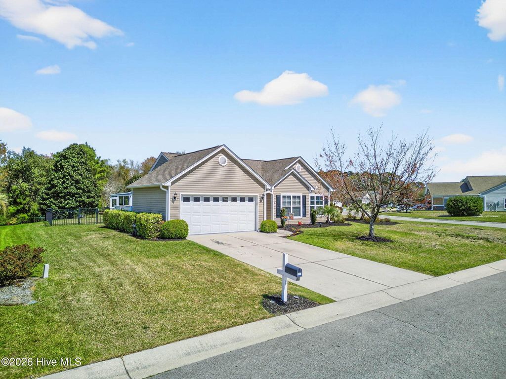 Photo of 5002 Portside Drive, Southport, NC 28461 (MLS # 100564293)