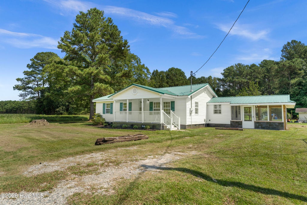 Photo of 3537 S Nc 11 Highway, Wallace, NC 28466 (MLS # 100601726)