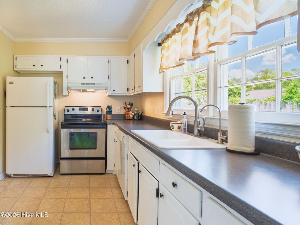 Photo of 4646 Bramton Road, Wilmington, NC 28405 (MLS # 100575728)