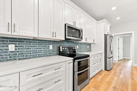 Tiny photo for 204 Ashley Place, Swansboro, NC 28584 (MLS # 100591044)