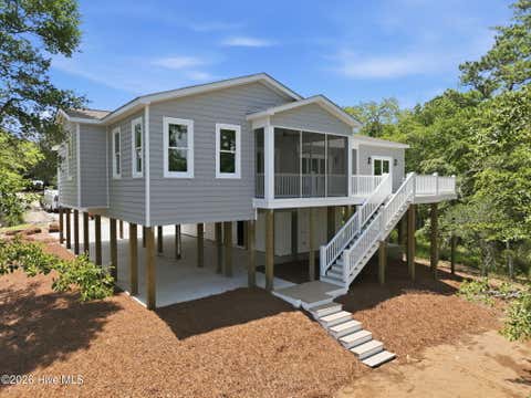 Tiny photo for 204 Ashley Place, Swansboro, NC 28584 (MLS # 100591044)