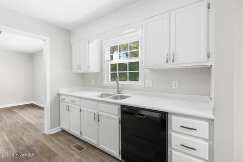Tiny photo for 420 Pine Valley Road, Jacksonville, NC 28546 (MLS # 100603772)