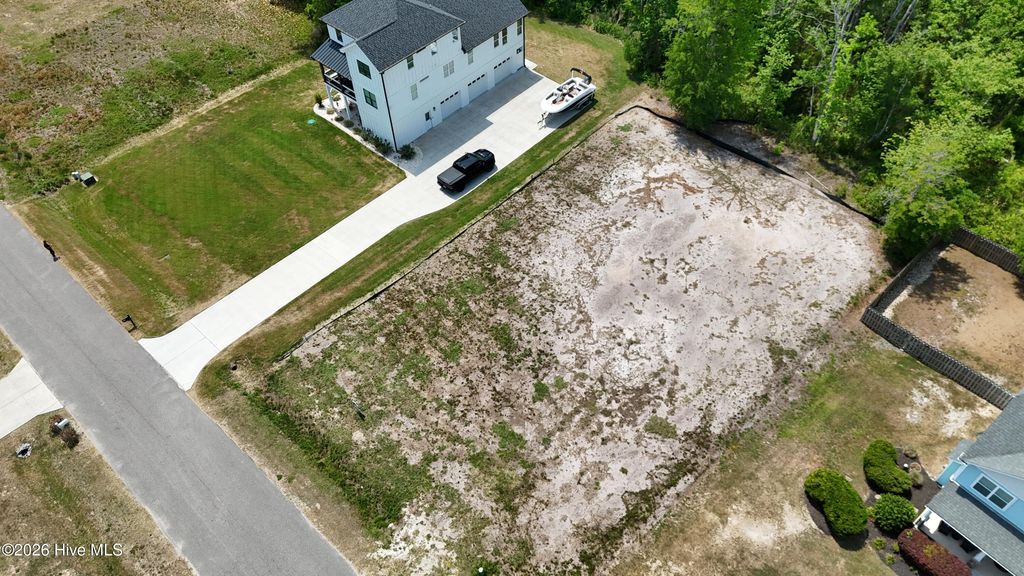 Photo of 208 River Oats Court, Holly Ridge, NC 28445 (MLS # 100569867)