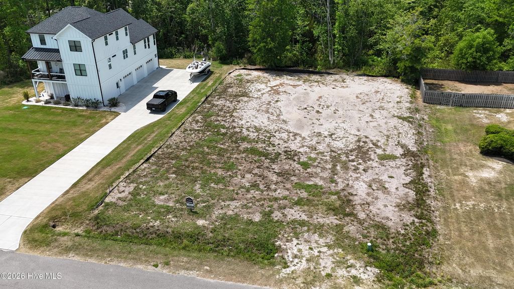 Photo of 208 River Oats Court, Holly Ridge, NC 28445 (MLS # 100569867)