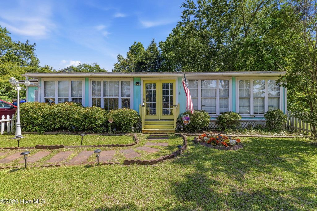 Photo of 237 Antoinette Drive, Wilmington, NC 28412 (MLS # 100571678)
