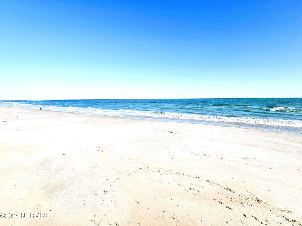 Photo of 2000 New River Inlet Road #Unit 2212, North Topsail Beach, NC 28460 (MLS # 100433056)