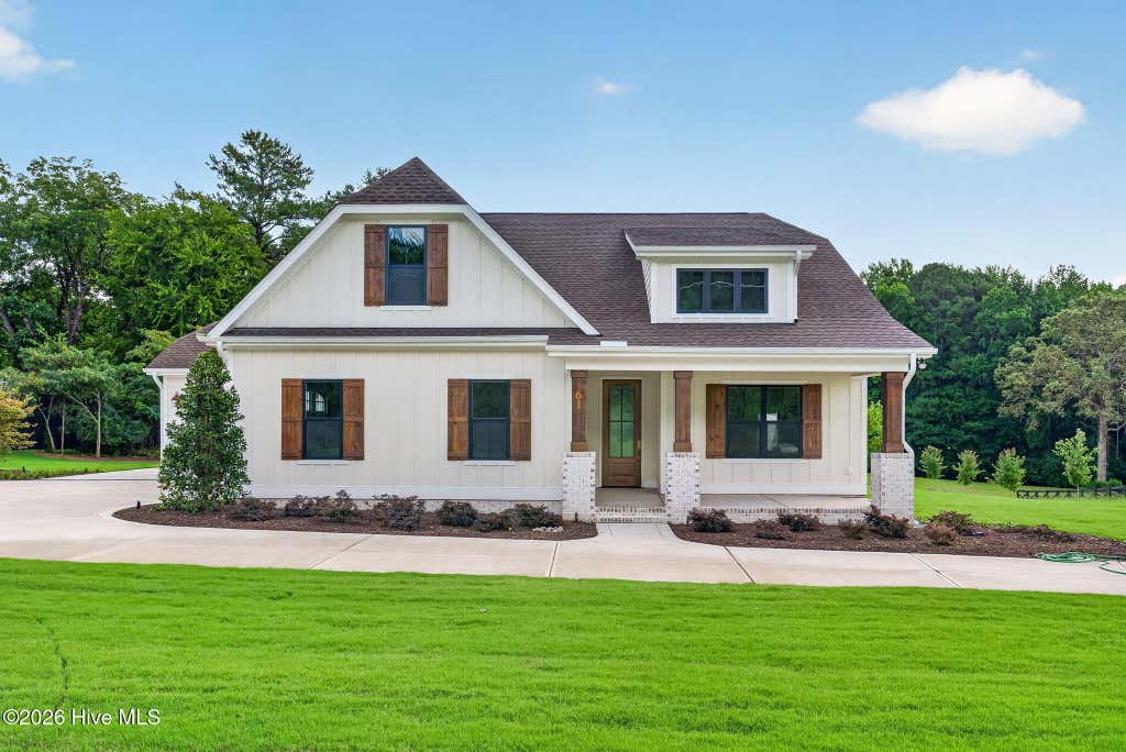Photo of 61 Griffin Road, Lillington, NC 27546 (MLS # 100595431)