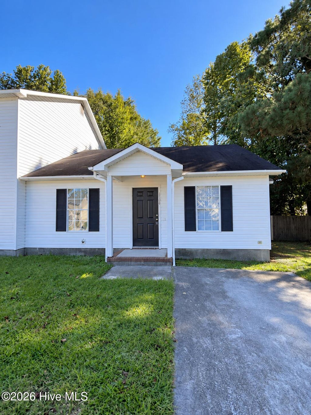 Photo of 1108 Pueblo Drive, Jacksonville, NC 28546 (MLS # 100611950)