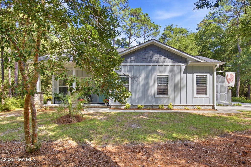 Photo of 2988 Island Drive SE, Bolivia, NC 28422 (MLS # 100605565)