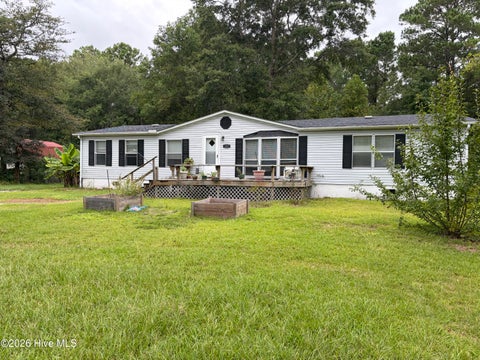 Mobile Home For Sale - 127 Hatcher Drive<br/> Newport, NC 28570
