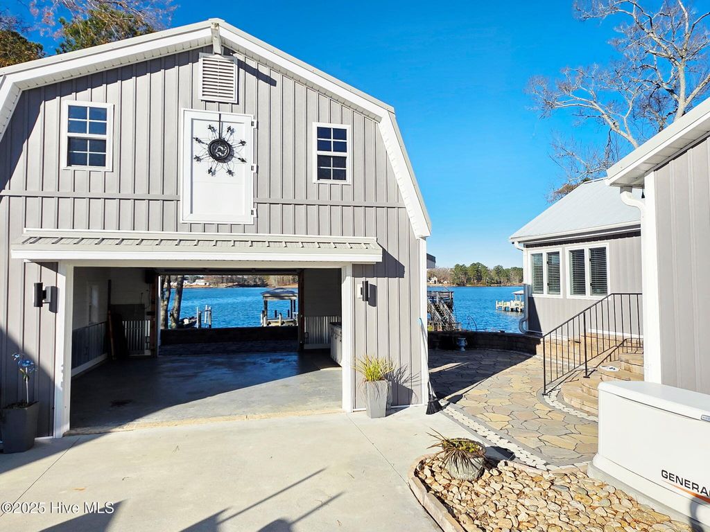 Photo of 109 N Main Street, Bath, NC 27808 (MLS # 100546419)