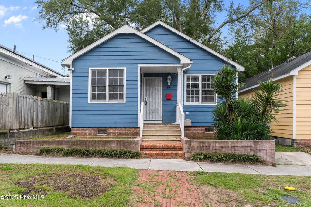 Photo of 318 Wright Street, Wilmington, NC 28401 (MLS # 100534947)