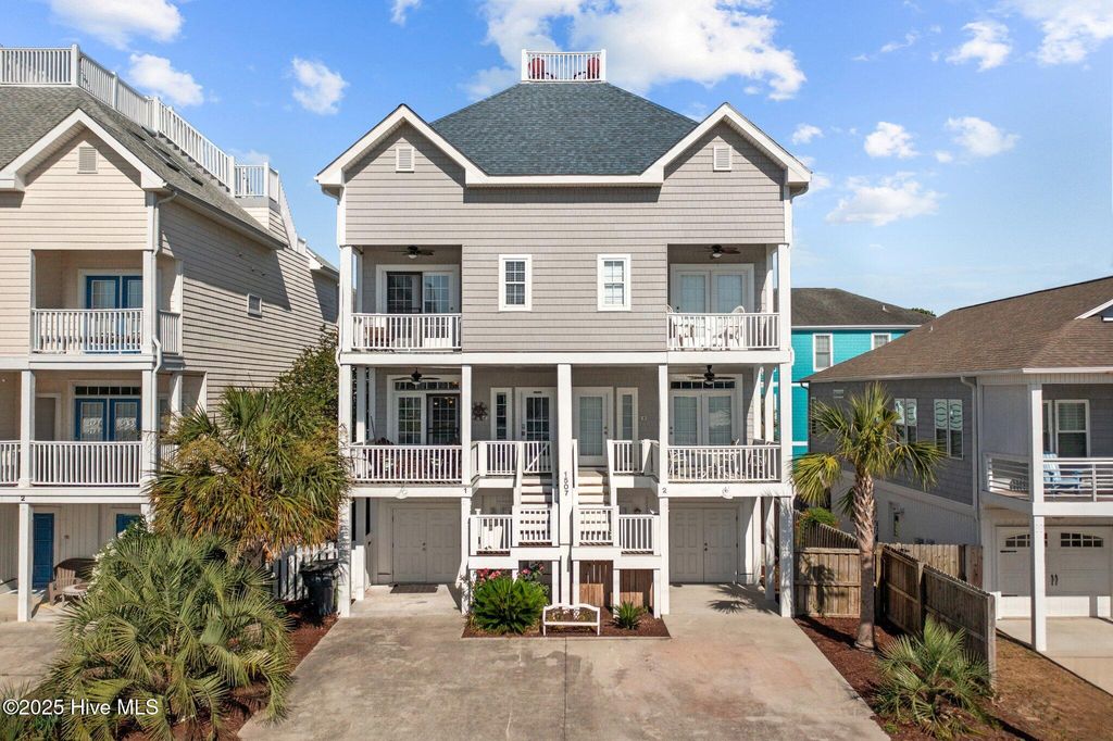Photo of 1507 Mackerel Lane #Unit 1 &amp; 2, Carolina Beach, NC 28428 (MLS # 100547030)