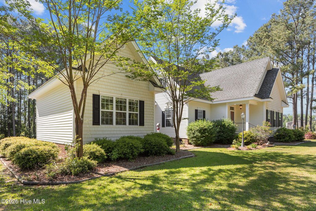 Photo of 332 Batchelor Bay Road, Wallace, NC 28466 (MLS # 100570768)