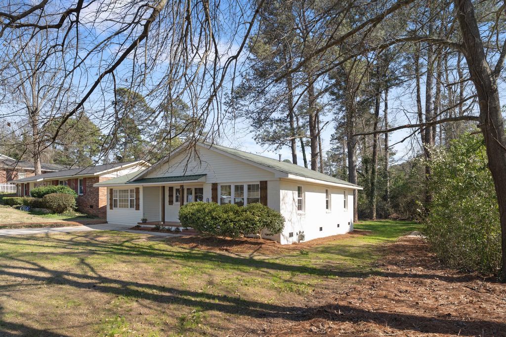 Photo of 712 Audubon Circle, North Augusta, SC 29841 (MLS # 552501)