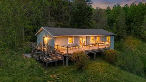 Homes For Sale - 1244 Cook Creek Road<br/> Murphy, NC 28906