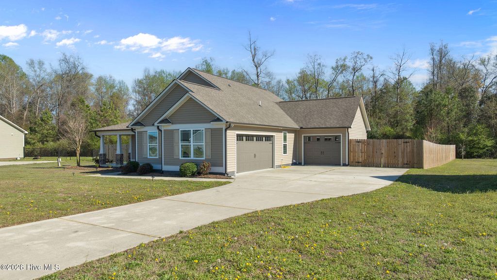 Photo of 324 N Landing Drive, Goldsboro, NC 27534 (MLS # 100561562)