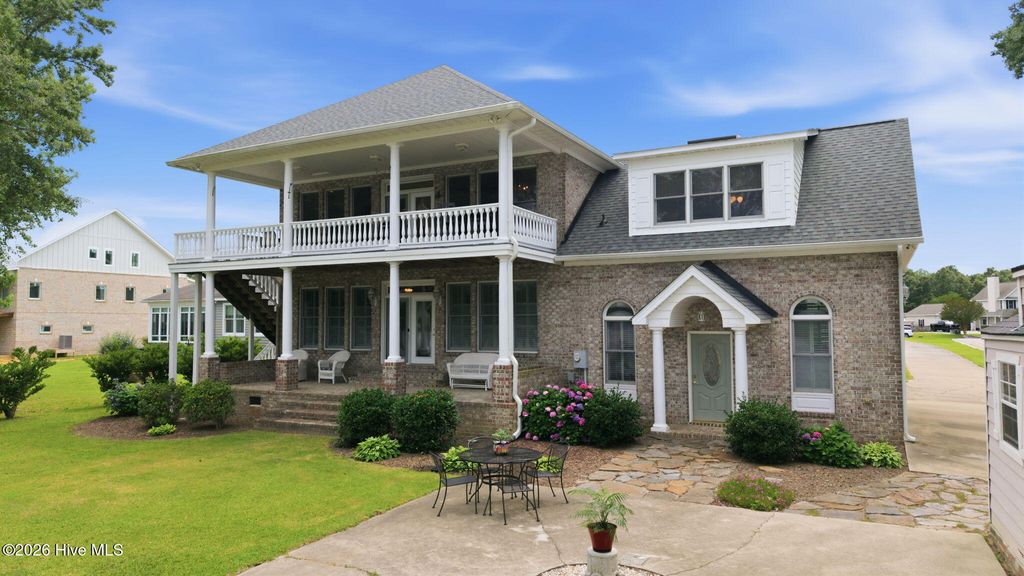 Photo of 121 Sabre Point Drive, Bath, NC 27808 (MLS # 100579226)