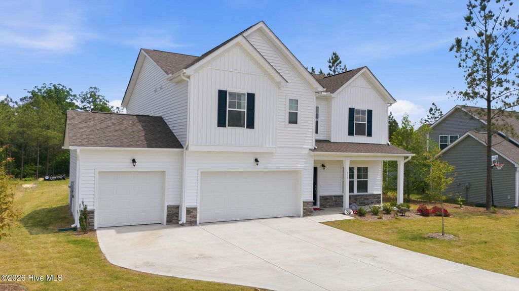 Photo of 315 Enfield Drive, Carthage, NC 28327 (MLS # 100572503)