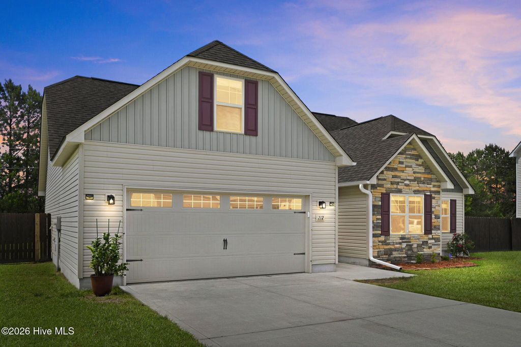 Photo of 212 Holly Grove Court E, Jacksonville, NC 28540 (MLS # 100577551)