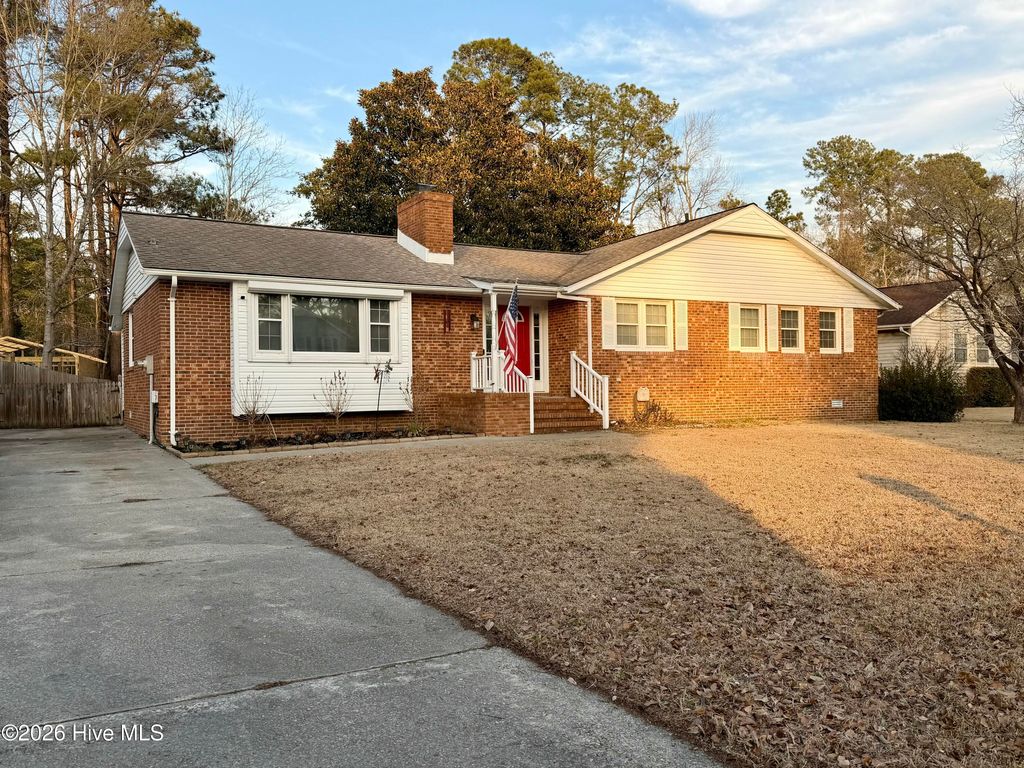 Photo of 108 Ramona Avenue, Jacksonville, NC 28540 (MLS # 100554192)