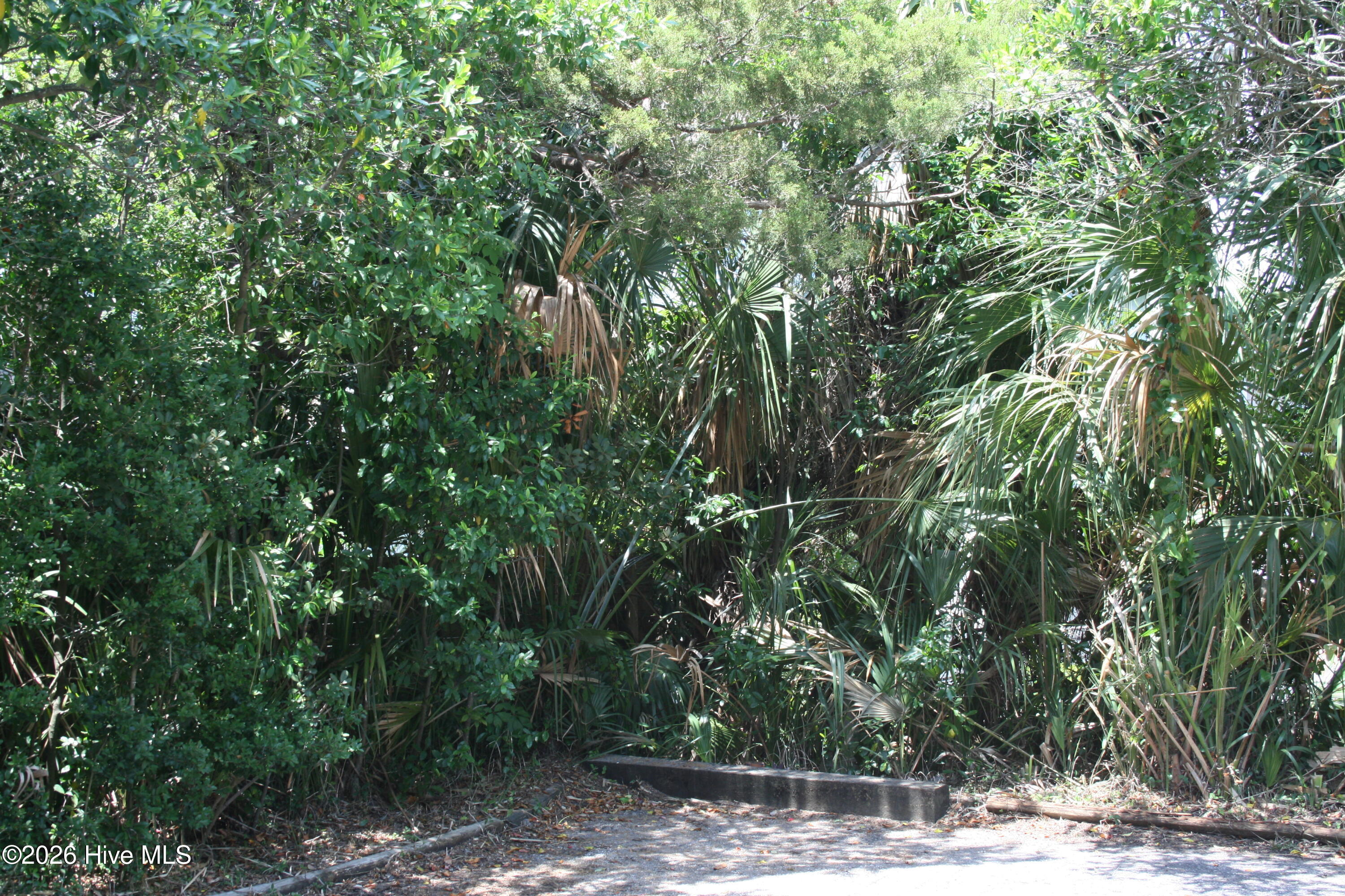 7 E Columbia Street E