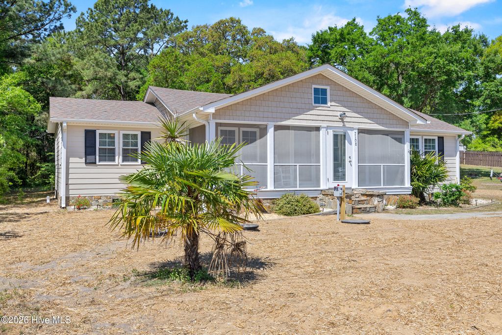 Photo of 7108 Carolina Beach Road, Wilmington, NC 28412 (MLS # 100567287)