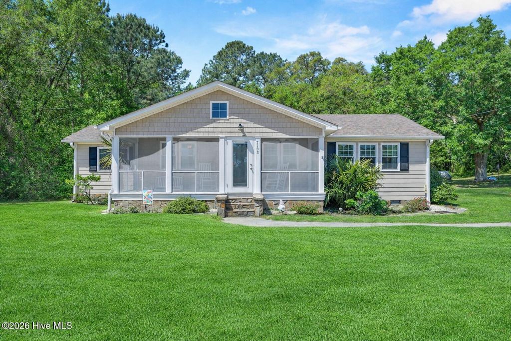 Photo of 7108 Carolina Beach Road, Wilmington, NC 28412 (MLS # 100567287)