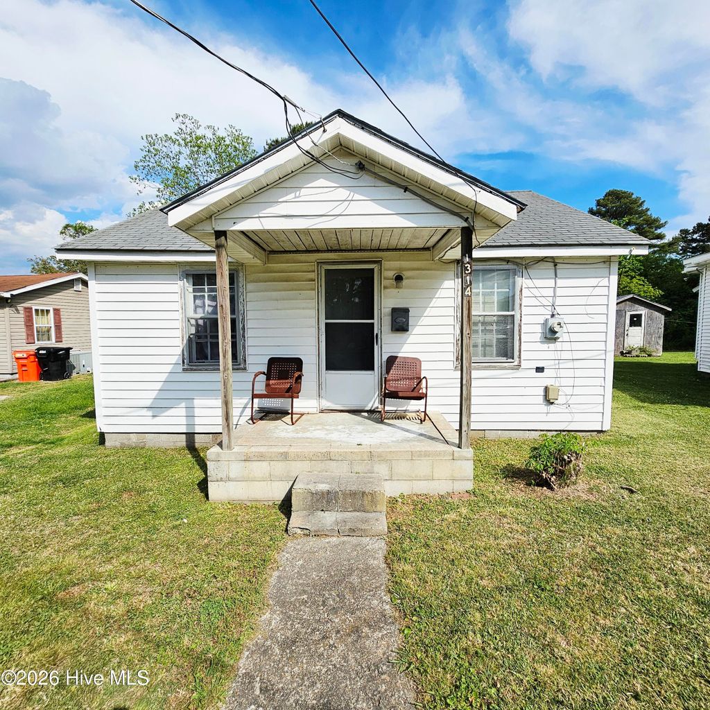 Photo of 1314 Moore Street, Elizabeth City, NC 27909 (MLS # 100569263)